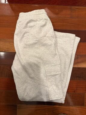 Athleta cargo fleece joggers